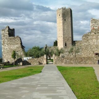 Rocca Nuova Visit Serravalle
