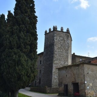 Castello di Vinacciano - Visit Serravalle