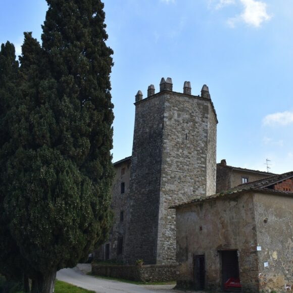 Castello di Vinacciano - Visit Serravalle